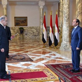 Egypt’s president swears in new government