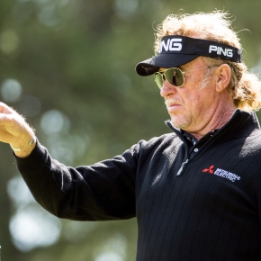 Jimenez fires 64 to share 1st round lead at European Masters